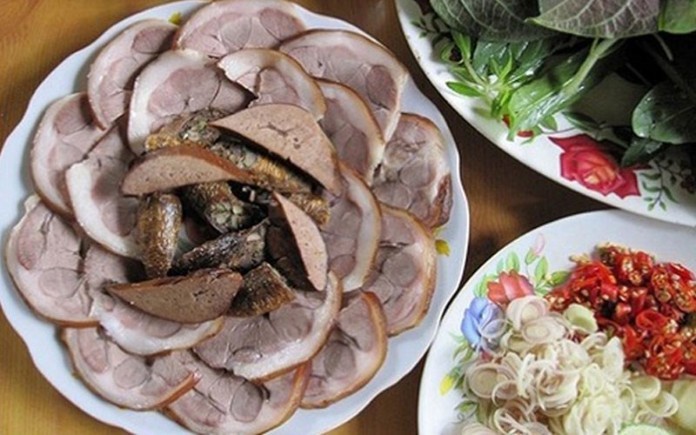 
Kiêng những món ăn "kém may" cũng có thể xem là một biểu hiện của văn hóa truyền thống
