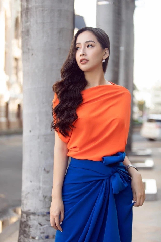 
Hoa hậu Mai Phương Thúy đã có những chia sẻ hiếm hoi trên trang Facebook cá nhân về thị trường chứng khoán
