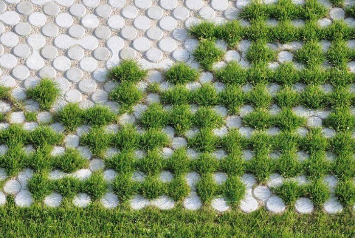 



bê tông trồng cỏ có thể dùng cho các khoảng sân trong nhà

