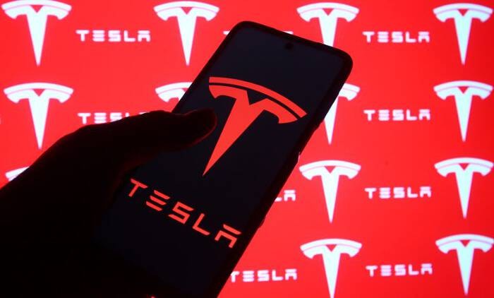 Tesla ngay lập tức "bốc hơi" 126 tỷ USD sau khi Elon Musk chốt mua lại Twitter - ảnh 3