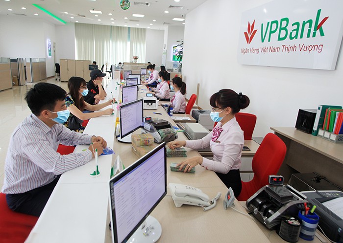 
VPBank đạt lợi nhuận trước thuế lên tới hơn 11.000 tỷ đồng, tăng trưởng 175% so với năm ngoái.
