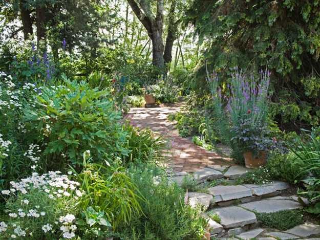 16 lối đi bằng đá tự nhiên làm đẹp cho mảnh sân vườn nhà bạn - ảnh 3