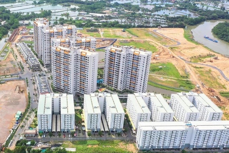 
Giá chung cư Hà Nội đang bật tăng và được dự báo giá sẽ tiếp tục bị đẩy cao trong năm 2022.

