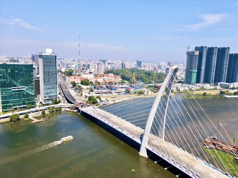 
Cầu Thủ Thiêm 2 là một công trình giao thông trọng điểm, tăng tính kết nối cho khu vực phía Đông TP. Hồ Chí Minh
