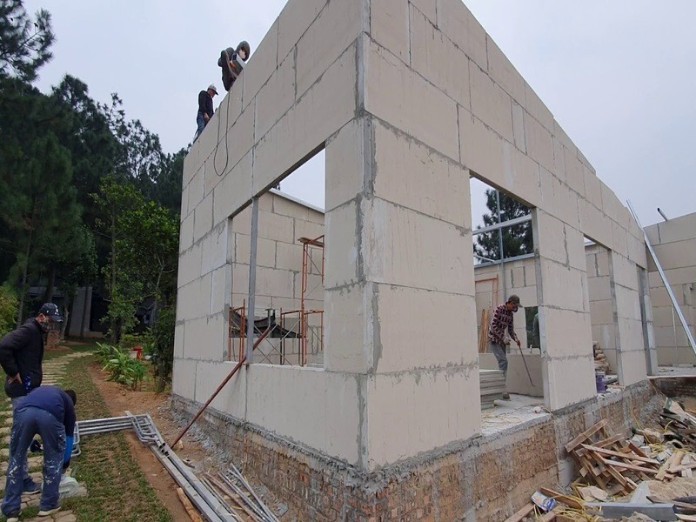 Ưu điểm vượt trội của việc xây nhà bằng bê tông