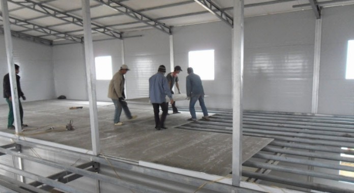 Người dùng có thể tháo lắp vật liệu nhẹ một cách dễ dàng