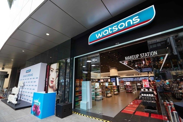
Vào đầu năm 2019, chuỗi cửa hàng bán lẻ đồ dùng chăm sóc sức khỏe và sắc đẹp Watsons đã gia nhập vào thị trường Việt Nam&nbsp;
