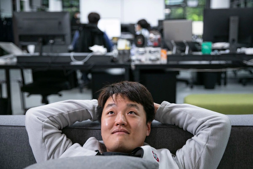 
Do Kwon, đồng sáng lập dự án Terra, là nhân vật nổi tiếng trong giới crypto và cũng là "cá voi" Bitcoin lớn thứ 2 của thị trường tiền mã hóa
