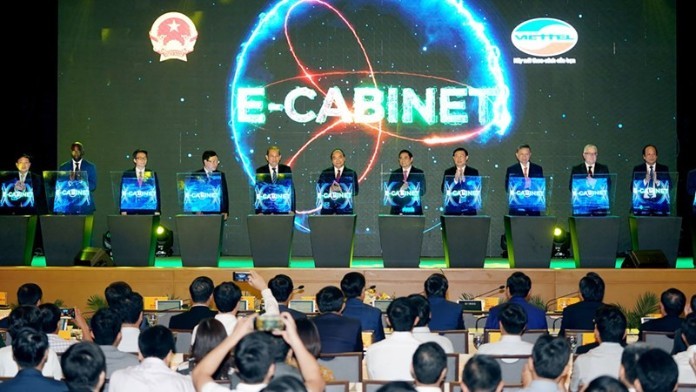 

Theo quyết định 749 chuyển đổi số mục tiêu năm 2025 không chỉ phát triển Chính phủ số, kinh tế số hay xã hội số

