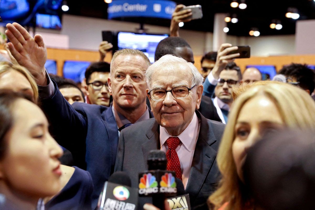 Tỷ phú Warren Buffett sở hữu công ty niêm yết lớn nhất thế giới - ảnh 2