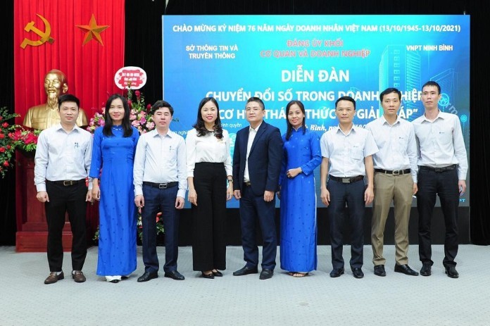 
Trong năm 2022, Ninh Bình phấn đấu đạt được các mục tiêu đề ta trong chuyển đổi số
