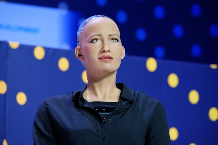 
Robot Sophia là có thể hiển thị lên đến hơn 60 nét mặt khác nhau
