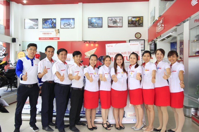 Đội ngũ nhân sự năng động, chuyên nghiệp, tận tình và trách nhiệm