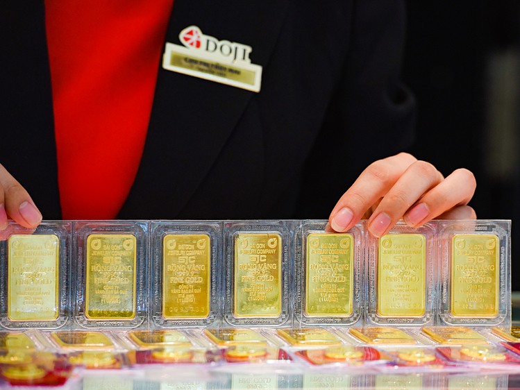 
Giá vàng trong nước giao dịch ổn định quanh mức 69 triệu đồng/lượng
