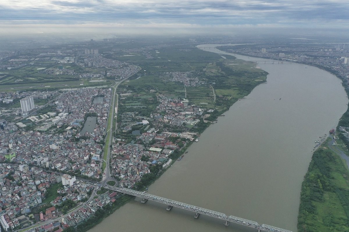 
Sông Hồng có vị trí quan trọng đối với kinh tế, xã hội của Hà Nội.

