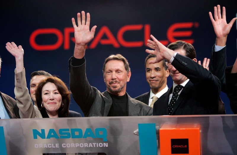 

Bước ngoặt trong sự nghiệp của Larry Ellison là khi làm việc cho Ampex - đây là công ty điện tử có hợp đồng xây dựng cơ sở dữ liệu cho CIA, mã là Oracle
