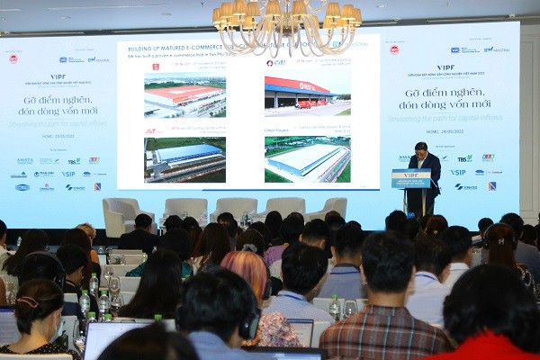 
Ông Lance Li, Tổng giám đốc Công ty BW Industrial phát biểu tại Diễn đàn
