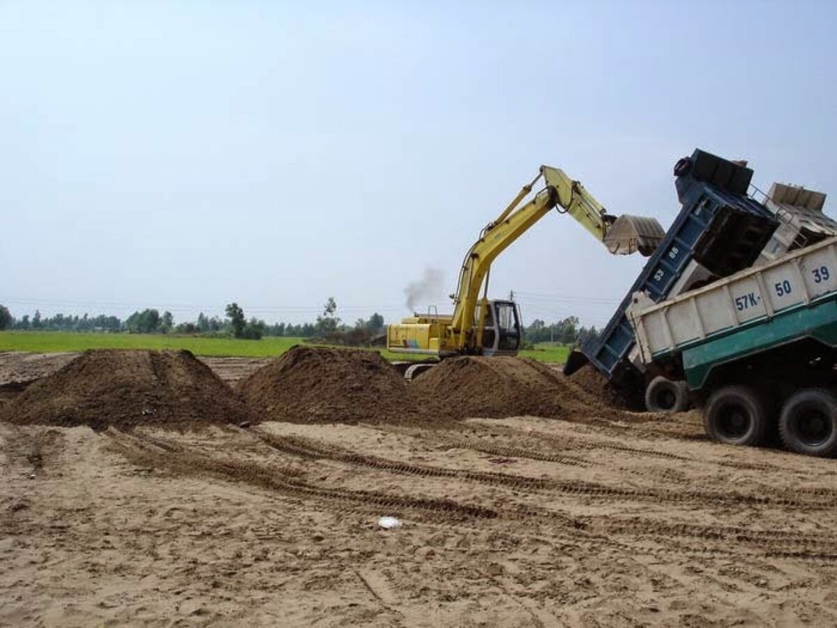 
Trường hợp san lấp nền, móng bằng đất
