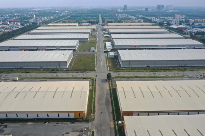 
Toàn cảnh một khu công nghiệp Việt Nam Singapore ở Bình Dương nhìn từ trên cao
