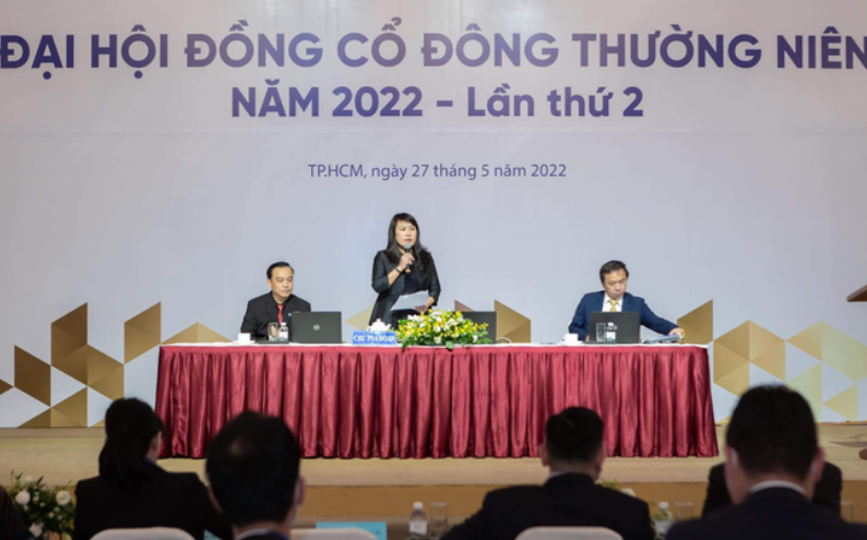 
Sáng 27/5 vừa qua, Ngân hàng TMCP Xuất nhập Khẩu Việt Nam (Eximbank - mã chứng khoán EIB) đã tiến hành tổ chức đại hội cổ đông thường niên lần thứ 2
