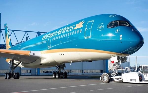 
Vietnam Airlines đã hoàn tất thương vụ chuyển nhượng cổ phần ở Cambodia Angkor Air
