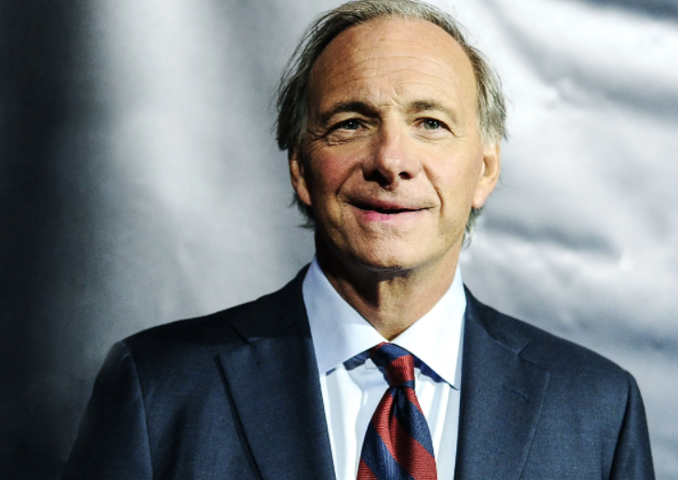 
Ray Dalio là người sáng lập Bridgewater Associates, được biết đến là quỹ đầu tư mạo hiểm lớn nhất trên thế giới
