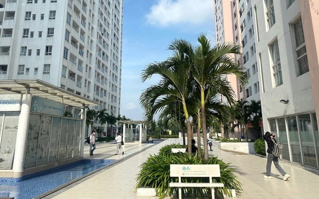 Các chuyên gia cho rằng, trong trường hợp áp dụng quy định về việc sở hữu chung cư có thời hạn thay vì lâu dài như hiện nay, giá nhà chung cư sẽ hạ nhiệt. Nguồn: Người Lao Động