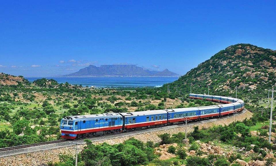 
Ngành đường sắt đang được phục hồi để kết nối giao thương với các nước trong khu vực
