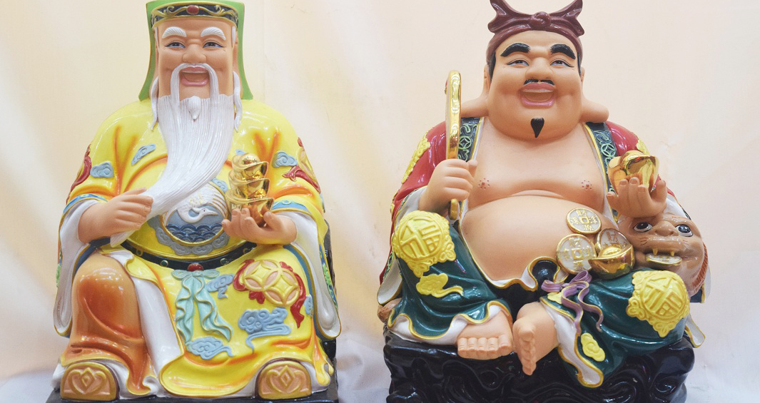 
Chớ vứt tượng cũ lung tung
