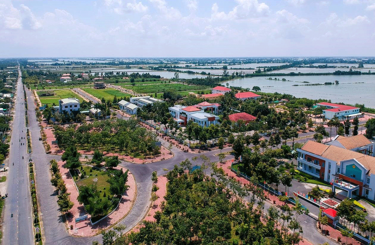 
Hiện nay, một số tuyến đường trên địa bàn huyện Vĩnh Thạnh như tuyến&nbsp;Đường cao tốc Cao Lãnh – Rạch Sỏi, Cao tốc Châu Đốc – Cần Thơ – Sóc Trăng cũng được quy hoạch khi đi qua loạt khu đô thị cao cấp
