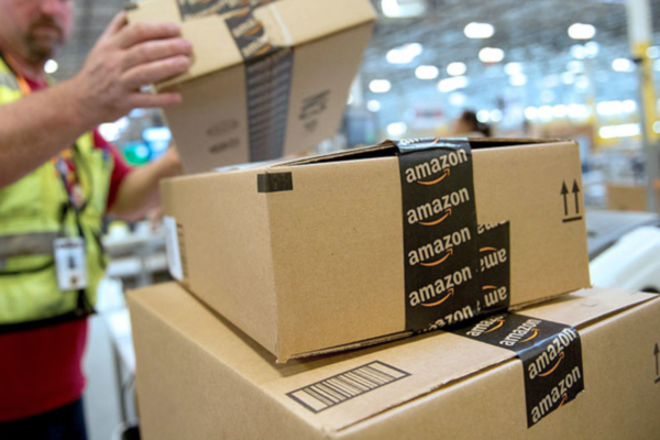 
Amazon bị nhân viên kiện yêu cầu phải chi trả các khoản phí trong thời gian làm việc online
