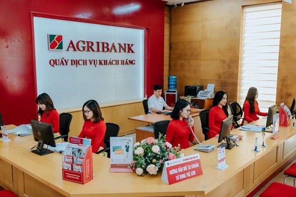 
Agribank là ngân hàng đầu tiên công bố thông tin về việc triển khai chính sách hỗ trợ vay lãi suất 2%
