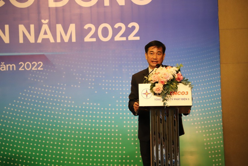 
Ông Lê Văn Danh, Thành viên HĐQT kiêm Tổng Giám đốc EVNGENCO3 tại ĐHĐCĐ. Ảnh: EVNGENCO3
