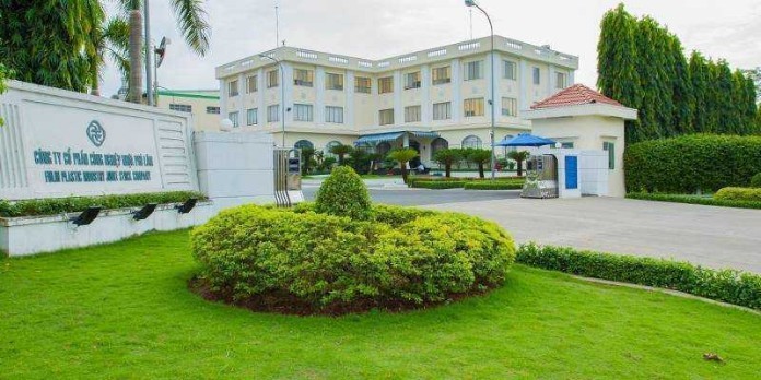 Quang cảnh công ty CP công nghiệp nhựa Phú Lâm