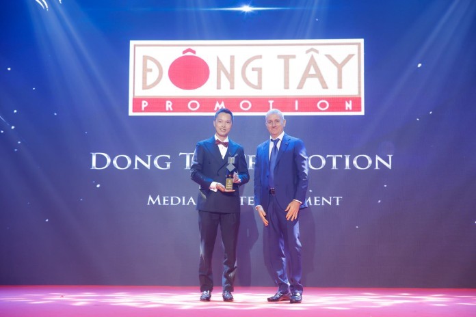 
Công ty thành viên Đông Tây Promotion là doanh nghiệp kinh doanh xuất sắc Châu Á về công nghệ truyền thông giải trí
