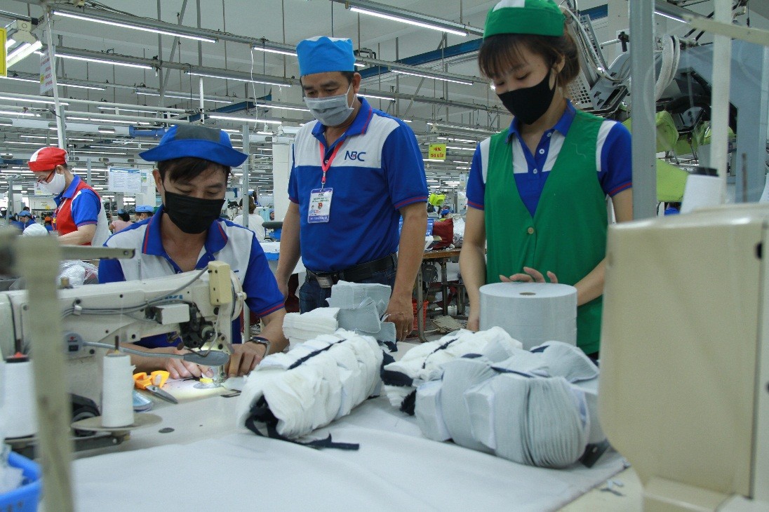 Năm 2011, nhờ thành công với các đơn hàng gia công xuất khẩu và thị trường trong nước, NBC đã tiếp tục đầu tư mạnh vào hình thức FOB