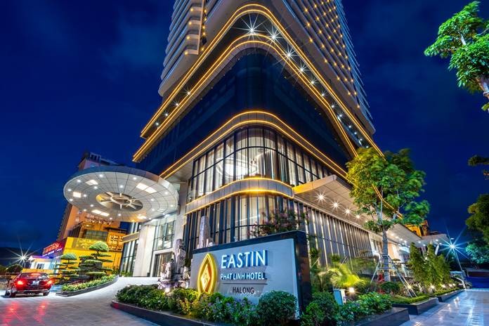
Vẻ ngoài tráng lệ của khách sạn Eastin Phat Linh Ha Long
