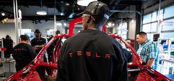 
Việc sa thải nhân viên chính thức không làm ảnh hưởng gì đến hoạt động sản xuất của Tesla

