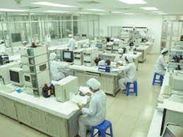 
Công ty chủ yếu hoạt động về lĩnh vực sản xuất thuốc, hóa dược và dược liệu
