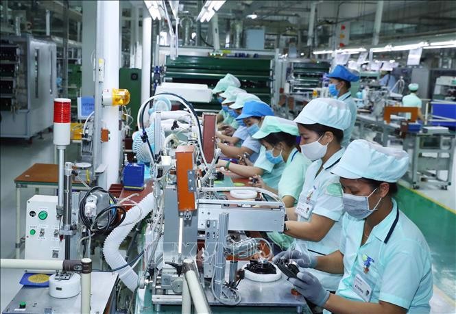 
UOB dự báo GDP của Việt Nam trong năm 2022 vẫn ở mức tăng. Ảnh: TTXVN&nbsp;
