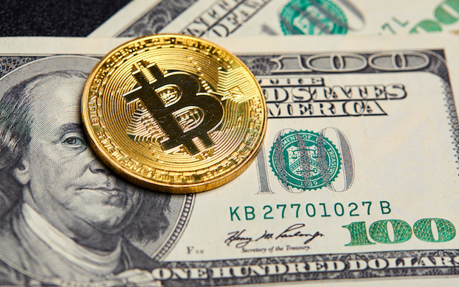 
Giá vàng và Bitcoin tăng
