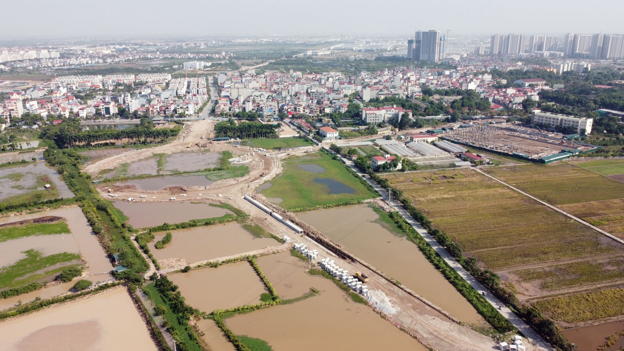 
Gia Lâm còn quỹ đất rộng để đầu tư hạ tầng giao thông và phát triển dự án
