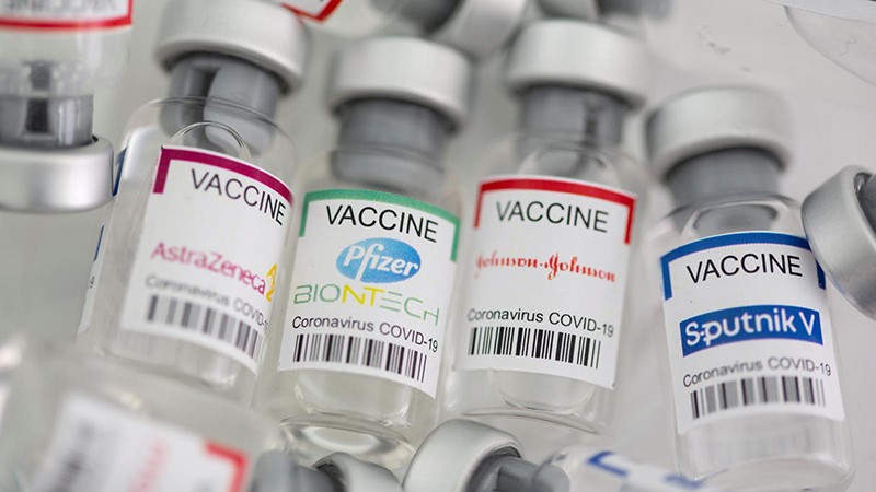 
Người dân cần tiêm đủ liều vắc-xin phòng Covid-19&nbsp;để có thể tăng cường miễn dịch chống lại các biến thể mới trong tương lai.
