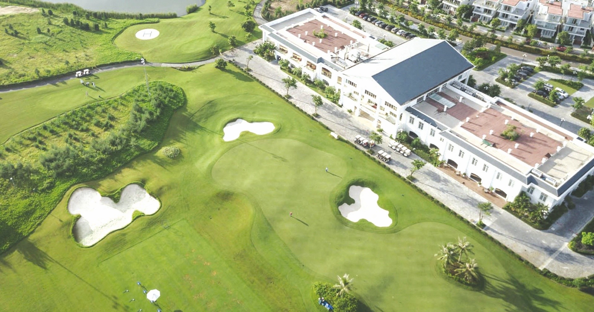 
Bất động sản sân golf luôn thuộc danh sách ưu tiên đầu tư của khách hàng
