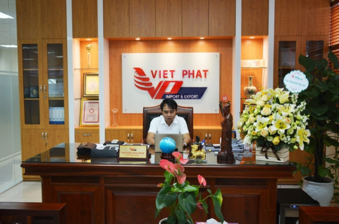 
Ông Nguyễn Văn Bình - Chủ tịch HĐQT CTCP Đầu tư Thương mại Xuất nhập khẩu Việt Phát đã đăng ký mua 1 triệu cổ phiếu VPG trong thời gian từ ngày 24/06 đến ngày 23/07/2022
