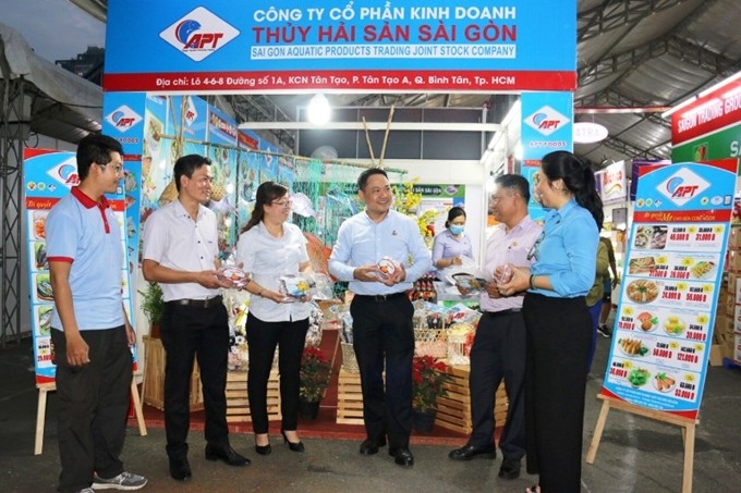 
Kết thúc năm vừa qua, Kinh doanh Thuỷ hải sản Sài Gòn tiếp tục lỗ 139 tỷ đồng, con số này tương ứng mức lỗ lũy kế hơn 1.000 tỷ đồng
