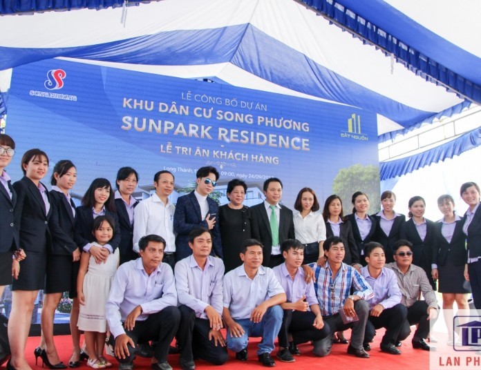 
Công ty Lan Phương là thương hiệu uy tín trên thị trường bất động sản Việt Nam&nbsp;
