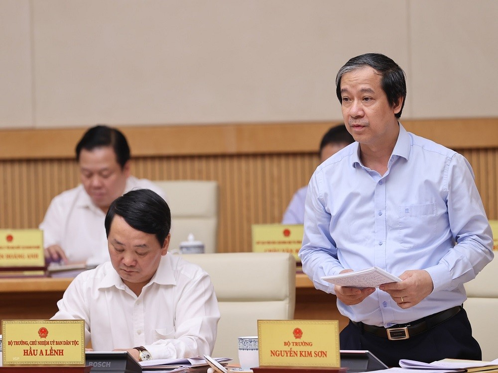 
Bộ trưởng Bộ Giáo dục và Đào tạo Nguyễn Kim Sơn tại phiên họp sáng 4/7/2022.
