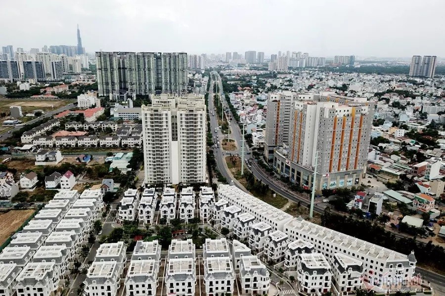 
Nguồn cung khan hiếm khiến giá bất động sản tại Hà Nội và TP.HCM đều tiếp tục neo cao
