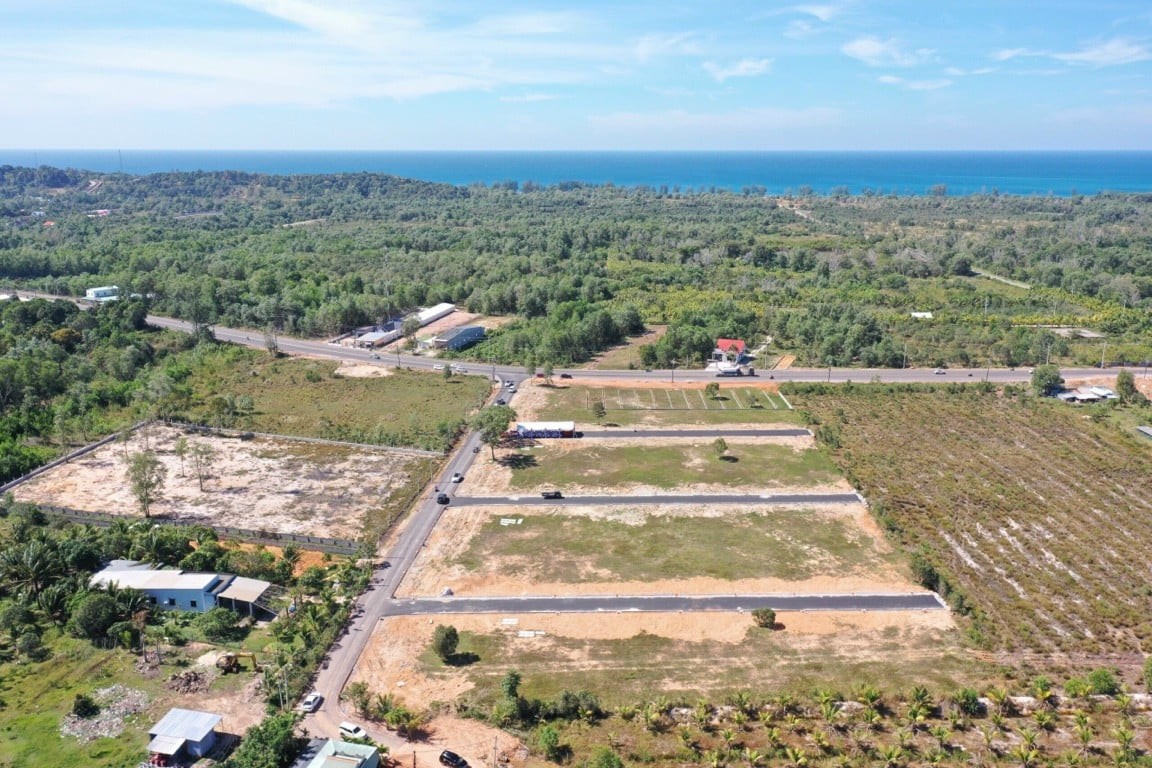 
Dự thảo về quy định tách thửa đất của UBND tỉnh Bình Dương nhằm ngăn chặn tình trạng phân lô, bán nền tràn lan làm phá vỡ quy hoạch.
